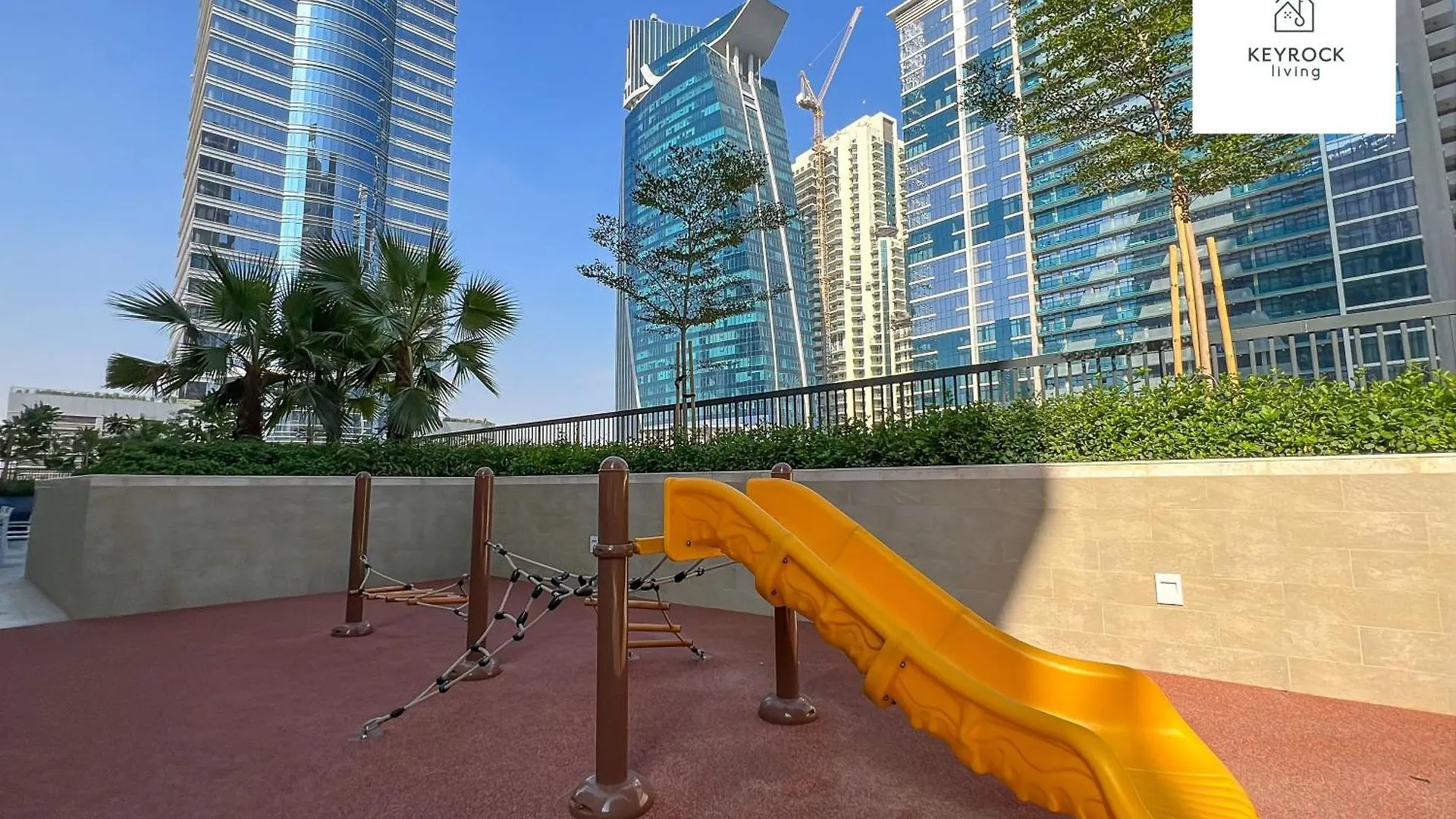 Keyrock Living - Zada 1Br With Pool & Gym Access Apartment Dubai